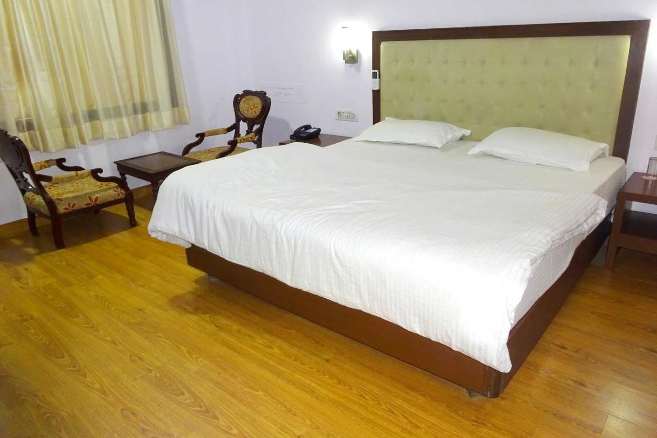 Hotel Utsav Nathdwara Bagian luar foto