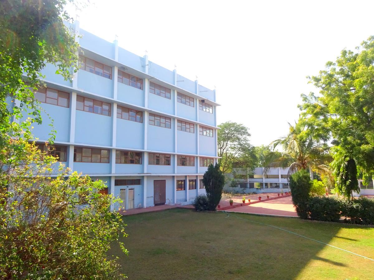 Hotel Utsav Nathdwara Bagian luar foto